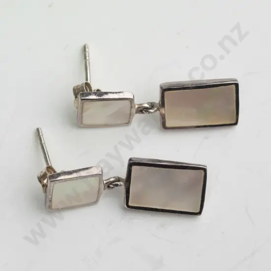 pair of silver mother of pearl earrings stamped 925