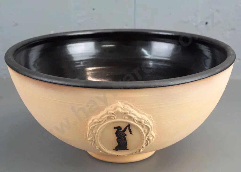 Russell Kernot - studio pottery bowl H160 Diam340 Image 1++