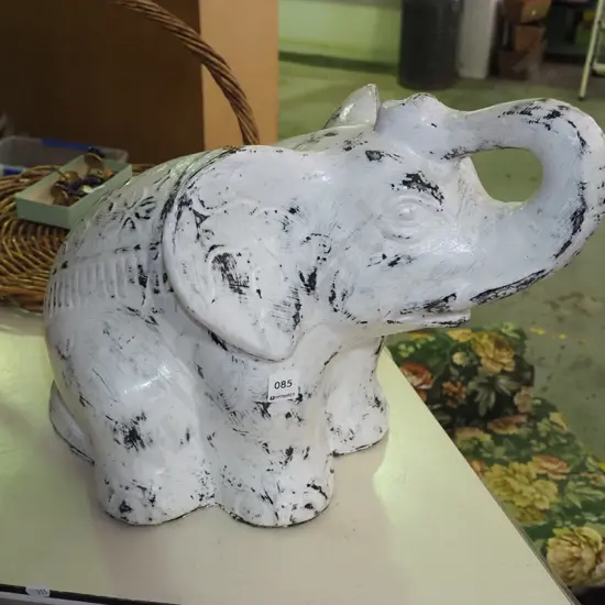 ceramic elephant H-380