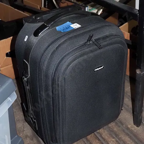 small Diplomat carry on suitcase