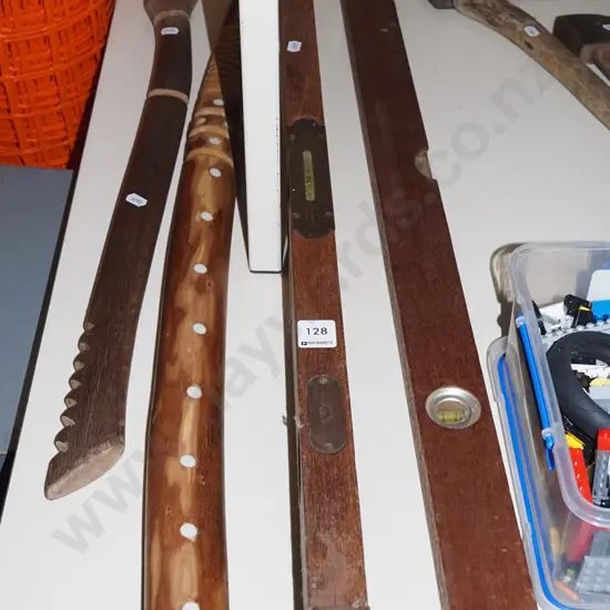 2x vintage builder's levels, 2x souvenir clubs