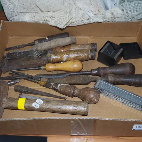 box; vintage screwdrivers, heavy hammer etc