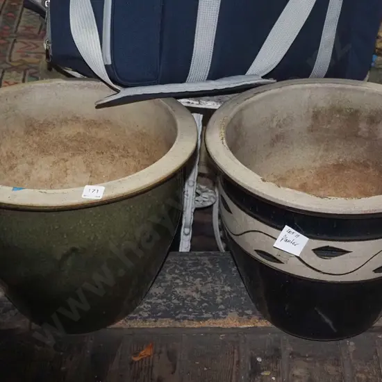 pair of glazed garden planters H-320