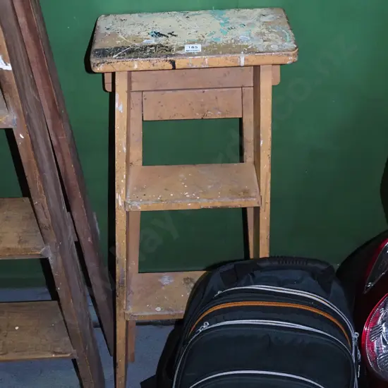 2 step wooden ladder