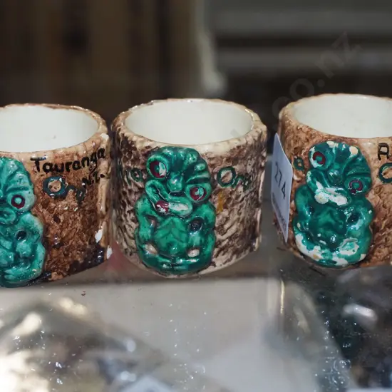 3x early NZ souvenir egg cups