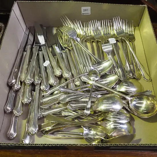 box of cutlery