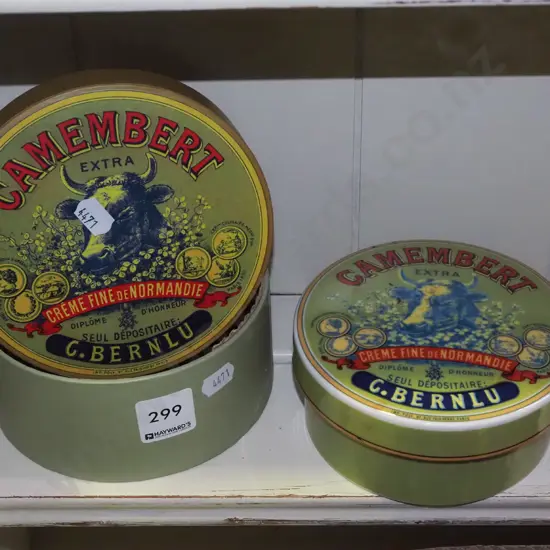 ceramic camembert cheese holder in original packaging