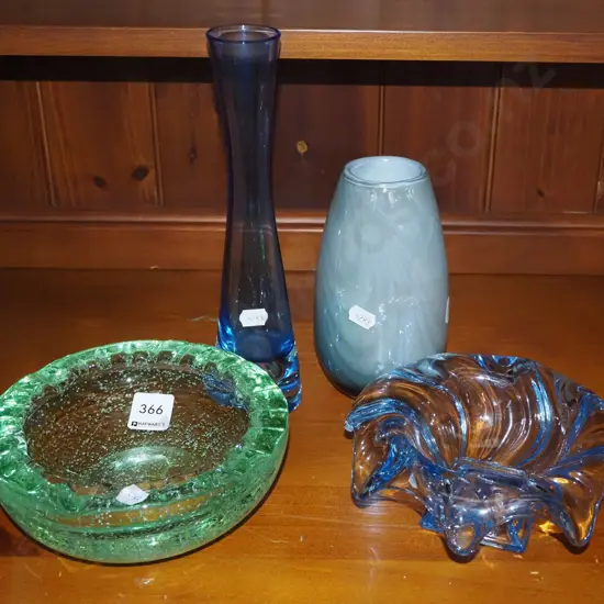 glass vases, 2x glass bowls