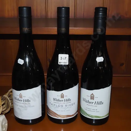 3x bottles of pinot noir