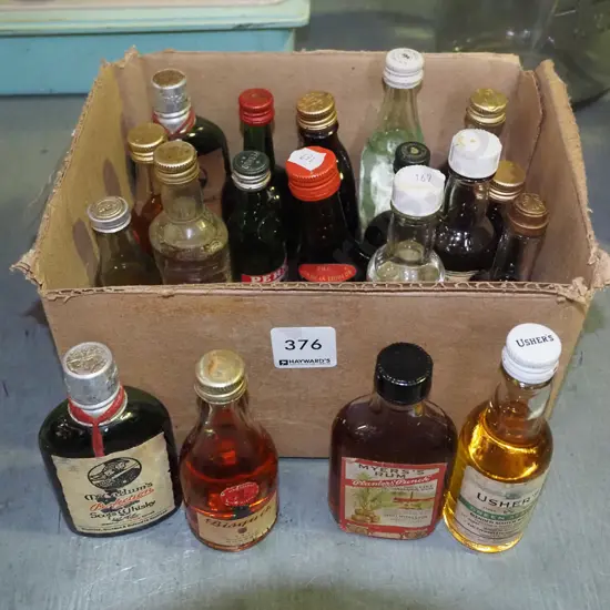 box of spirit minatures