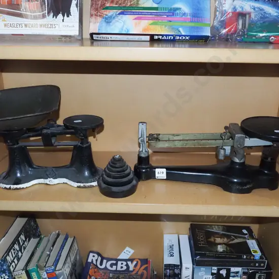 2x pairs of vintage scales