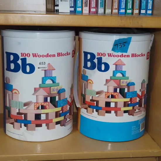 2x tubs of children's wooden building blocks