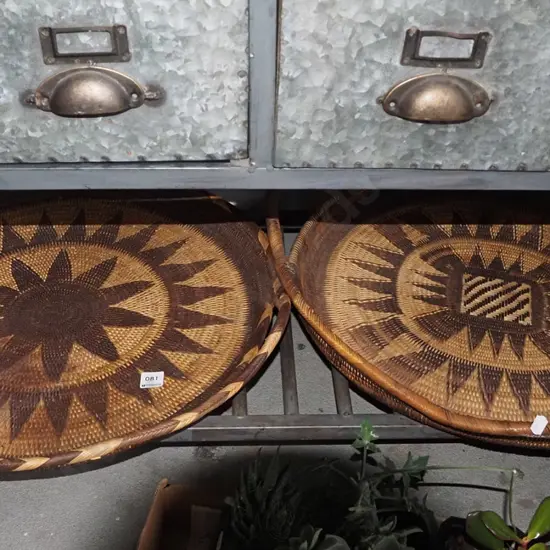 2x woven cane trays