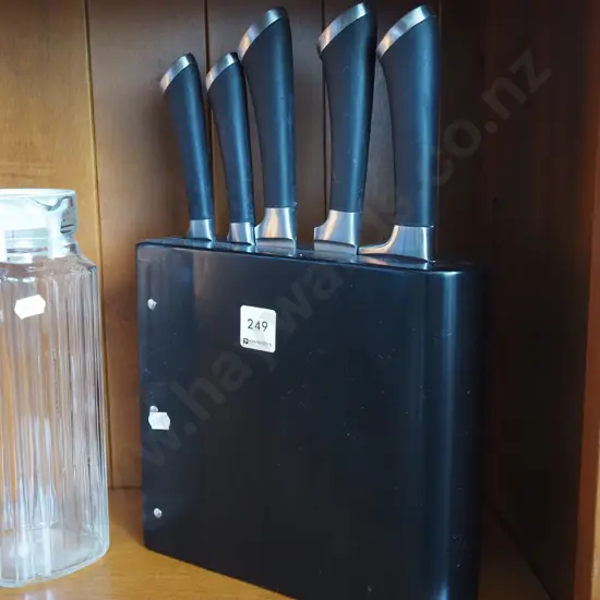 Stanley Rogers knife block and knives
