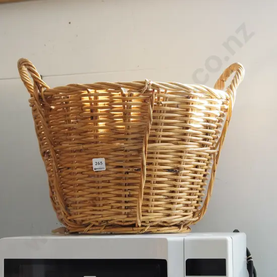 cane basket H-300