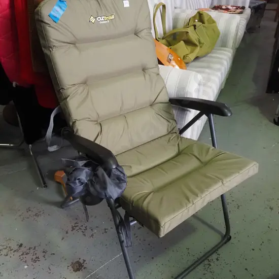 Oztrail Coolum 5 camping chair