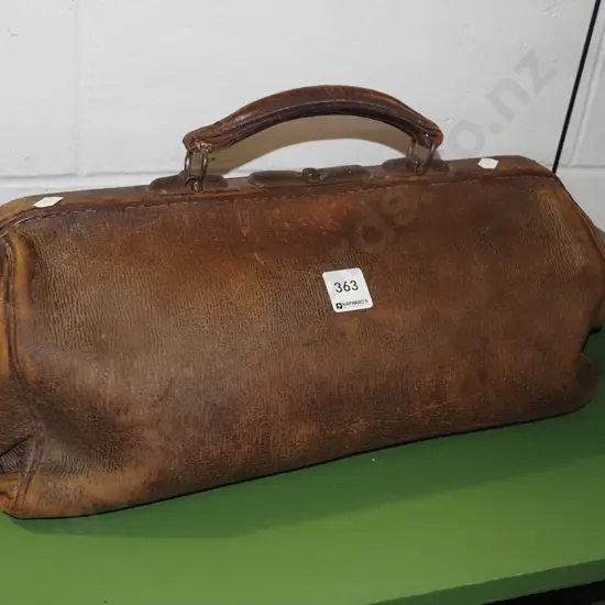 leather doctor's bag
