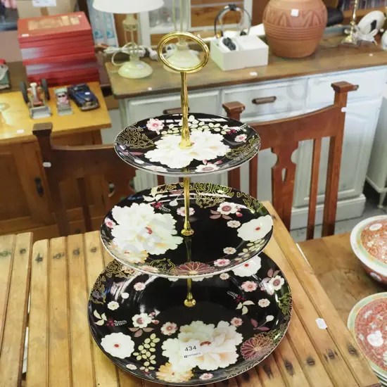 3 tier cake plate