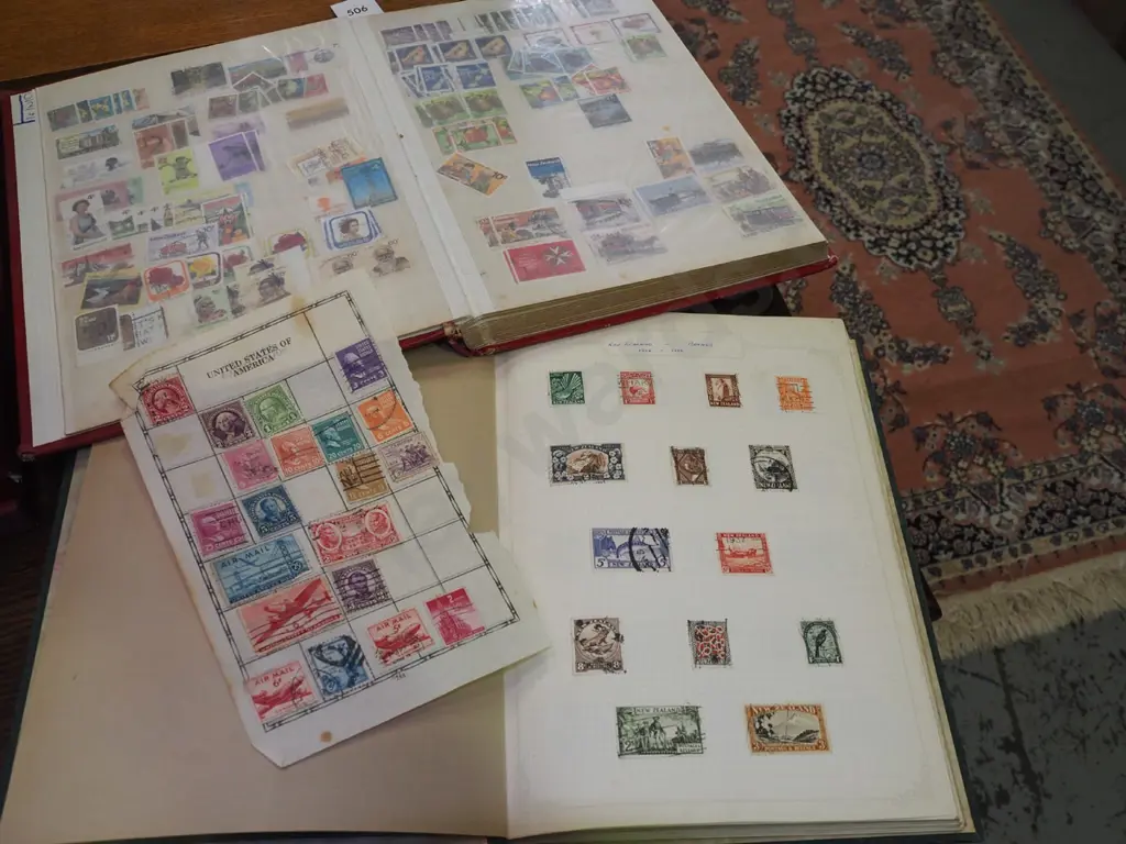 2x stamp albums Image 1++