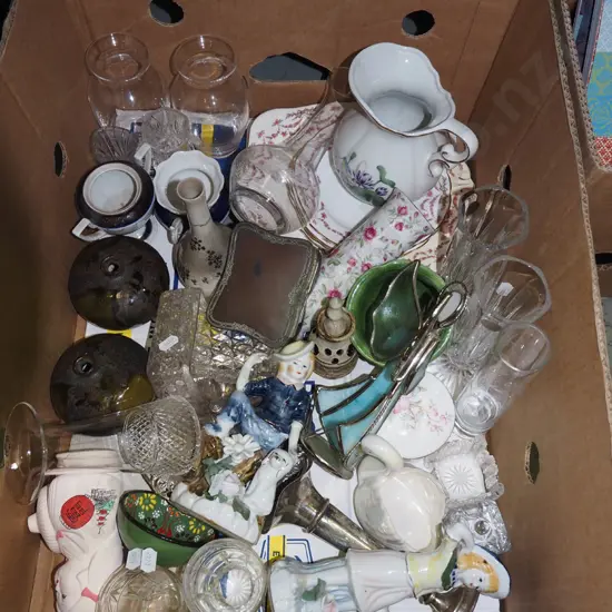 box; glasses, jugs, ornaments, vases etc