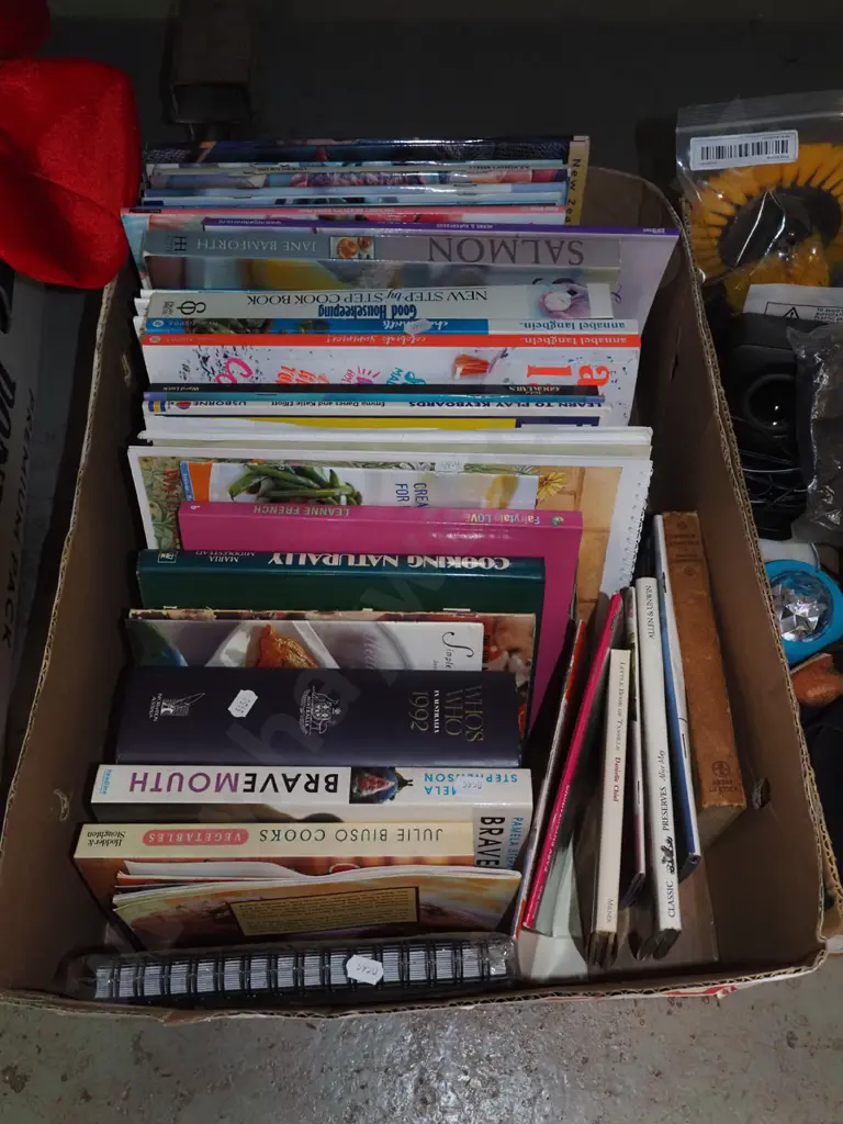 box; cooking and other books Image 1++
