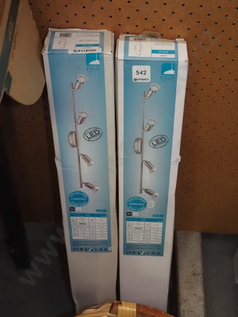 2x boxed LED 4 bulb light racks Image 1++