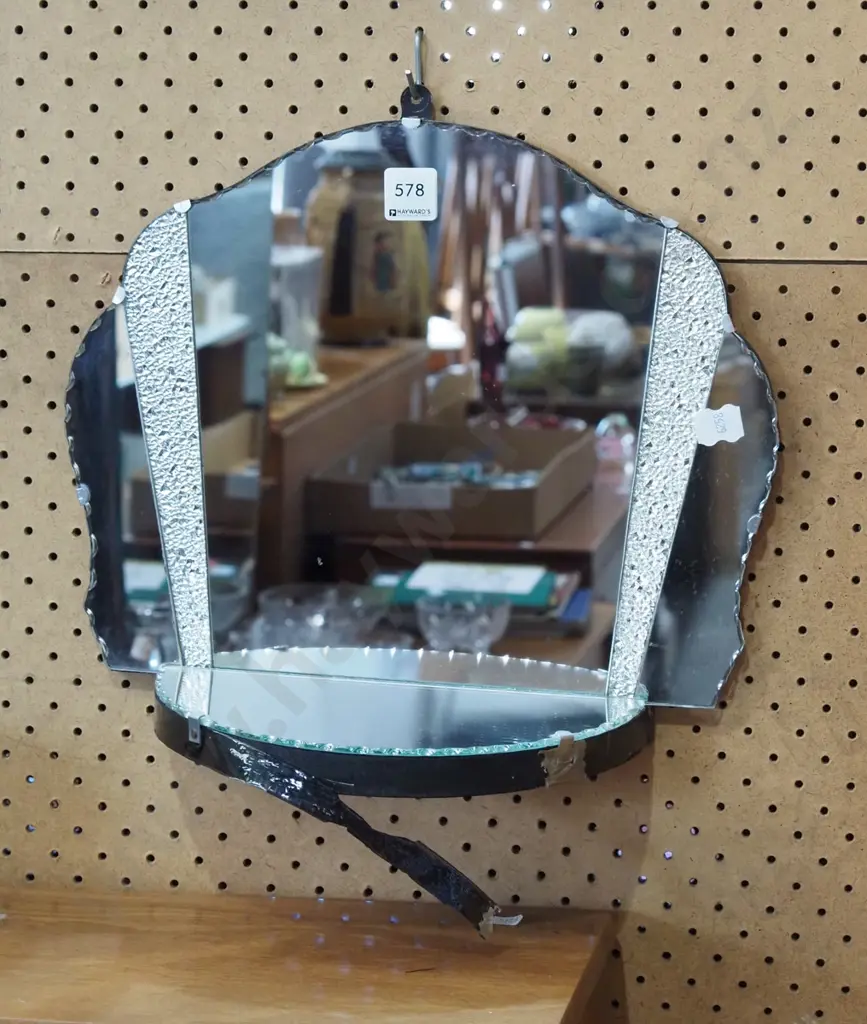 mirrored wall mounted shelf H-300 Image 1++