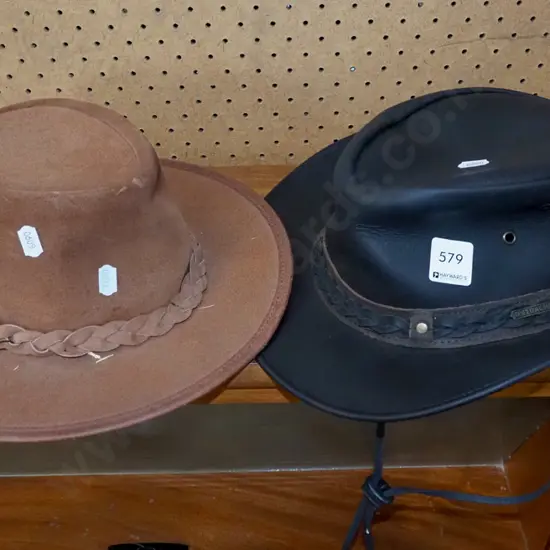 2x stockmens hats