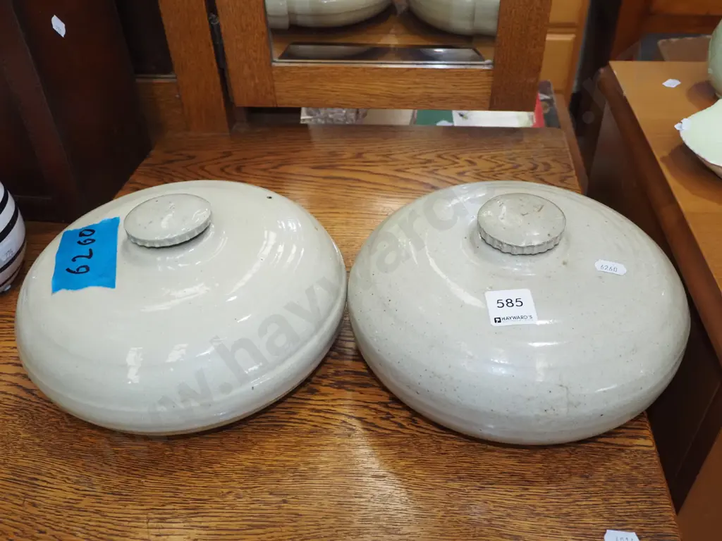 2x stoneware hot water bottles Image 1++