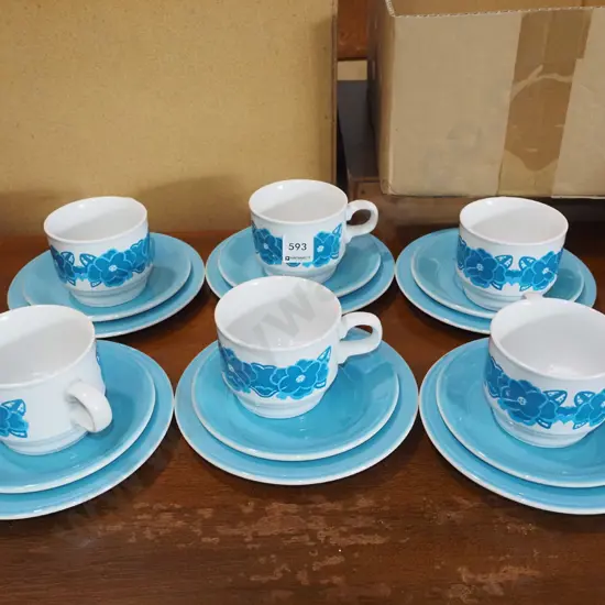 6x Staffordshire retro pottery cups and saucers