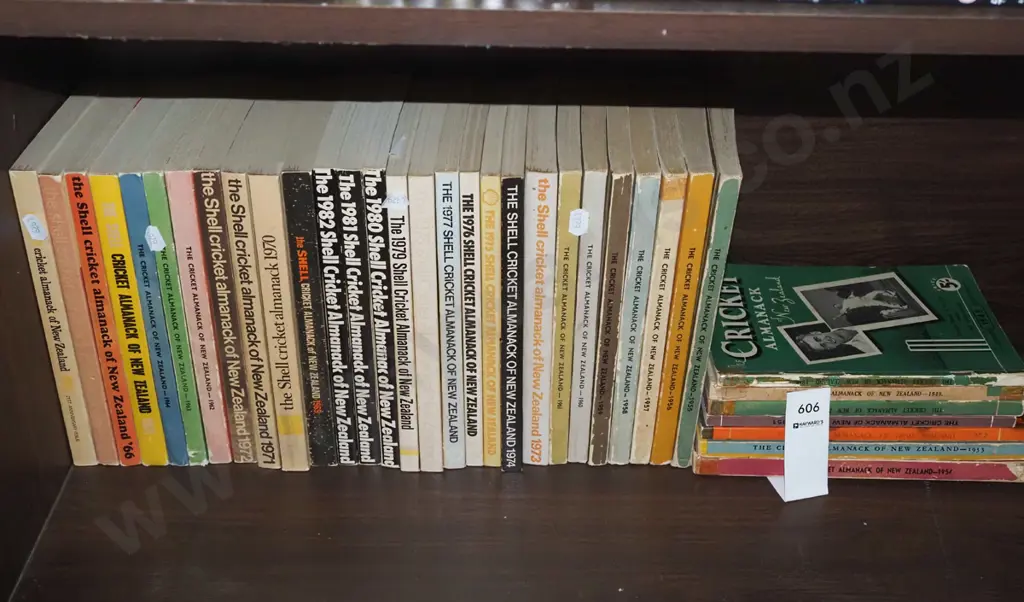 1940s/60s/80s cricket almanacks Image 1++