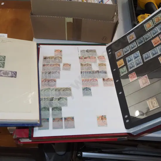 4x stamp albums