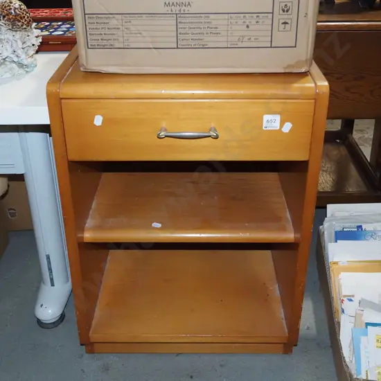 rimu single drawer bedside cabinet
