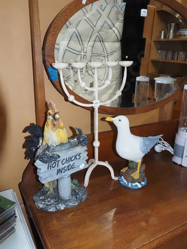 seagull figurine, chicken figurine, metal candelabra Image 1++