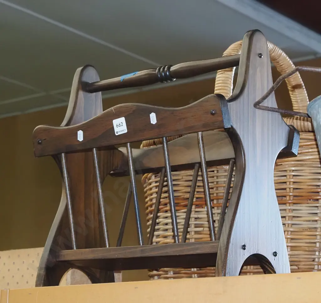 wooden magazine rack Image 1++