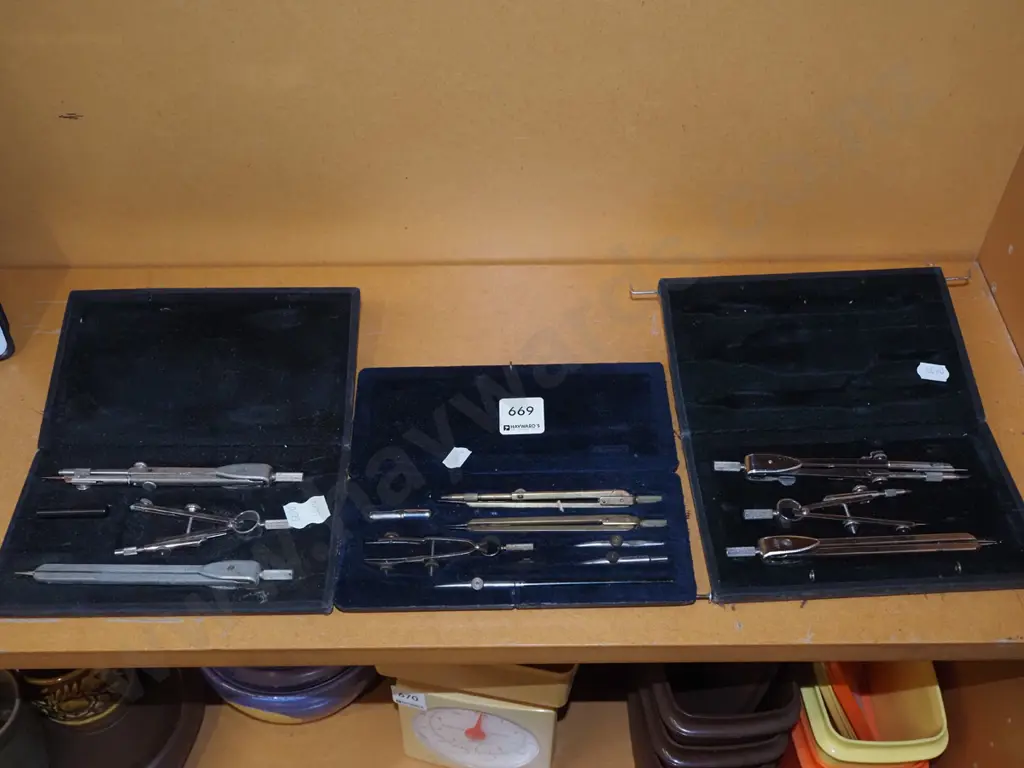 3x protractor sets Image 1++