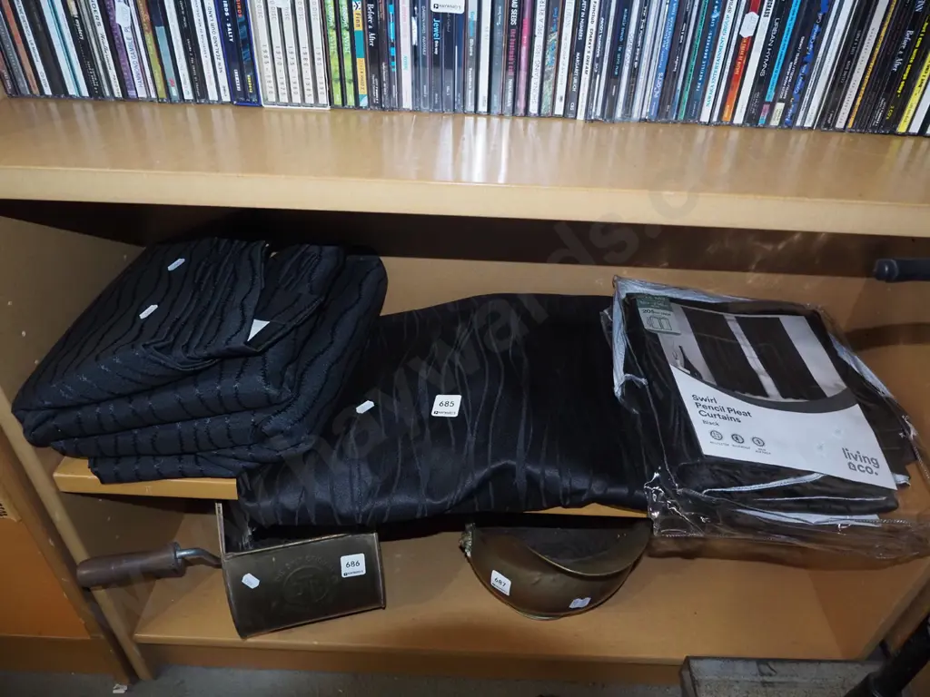 shelf of curtains Image 1++