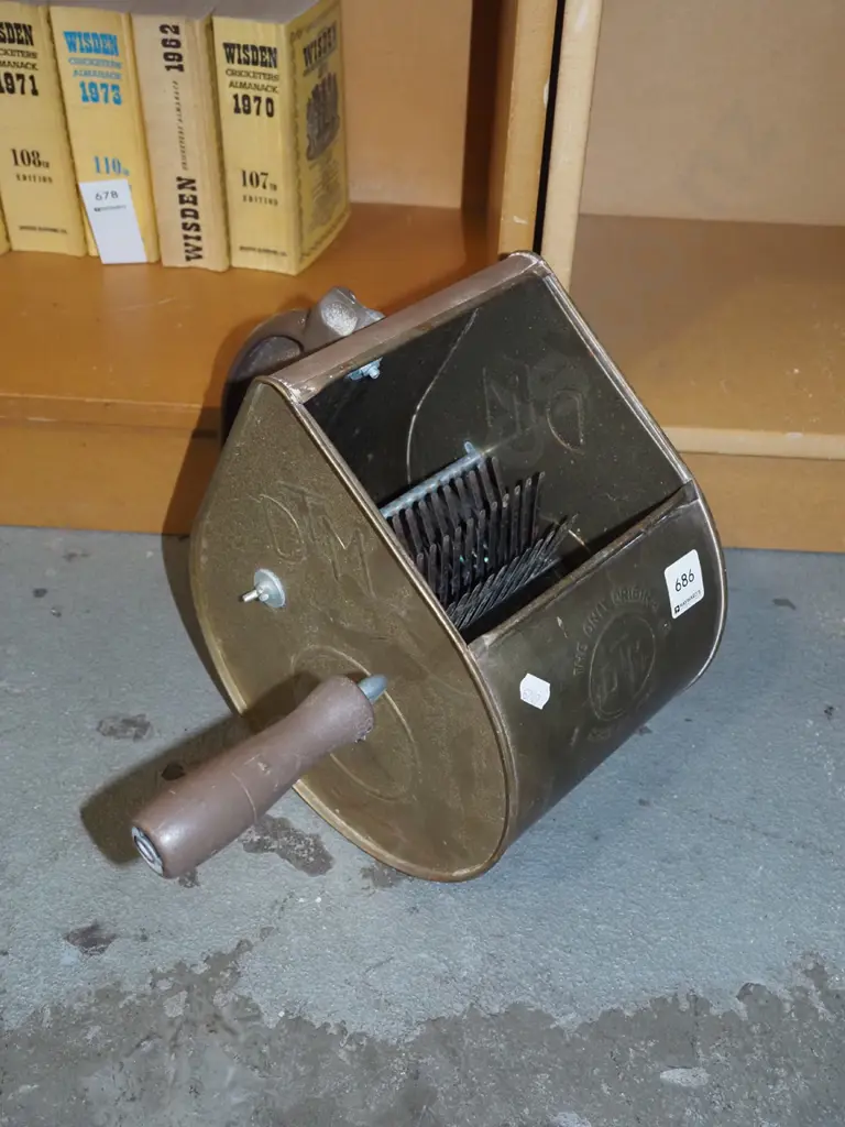 brass DTM Italian stucco "splatter gun" Image 1++