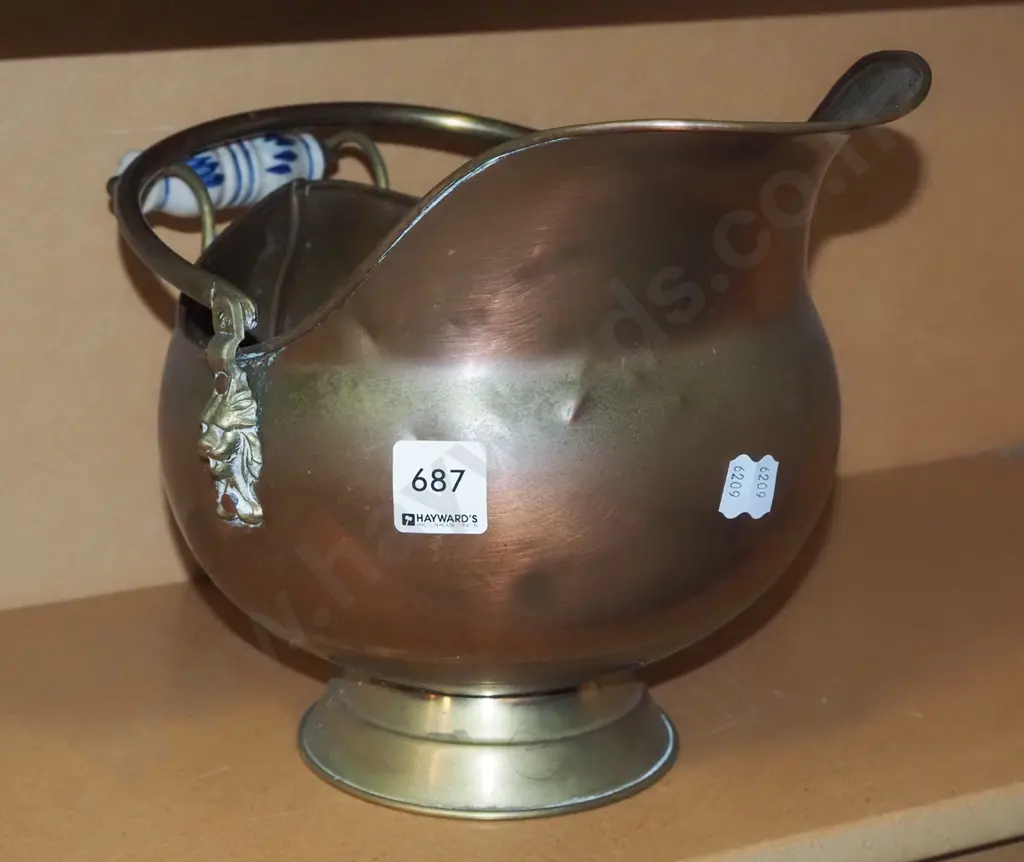 small copper coal scuttle Image 1++