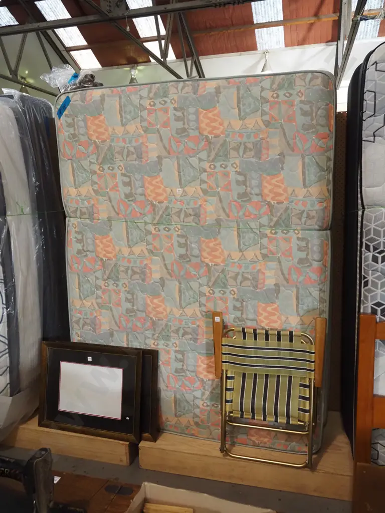 queen bed base and mattresss Image 1++