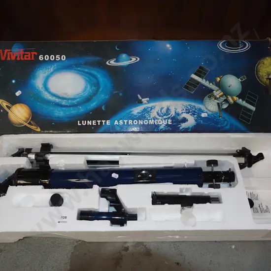 boxed astronomical telescope - may be missing parts