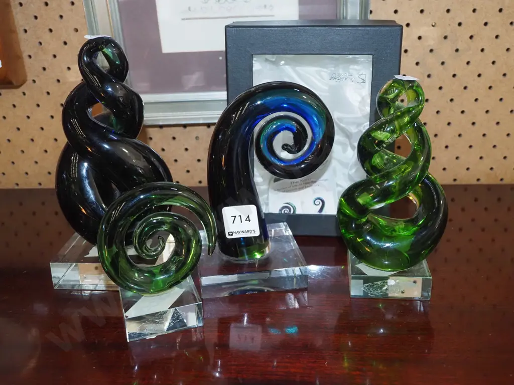 4x glass koro ornaments Image 1++