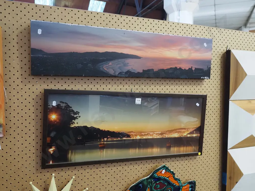 framed photo print - Dunedin Harbour, boxed print on canvas - St Clair Image 1++