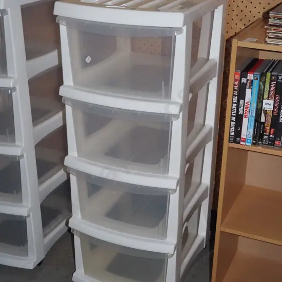 Taurus plastic 4 drawer chest