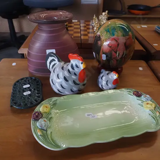 happy hens, painted egg, glass vase etc