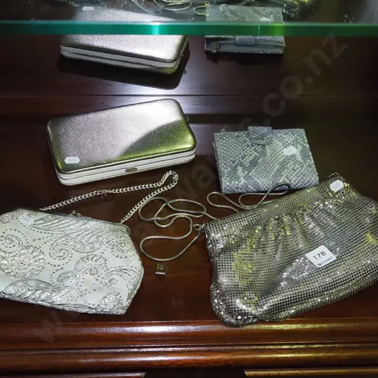 clutch purses, wallet