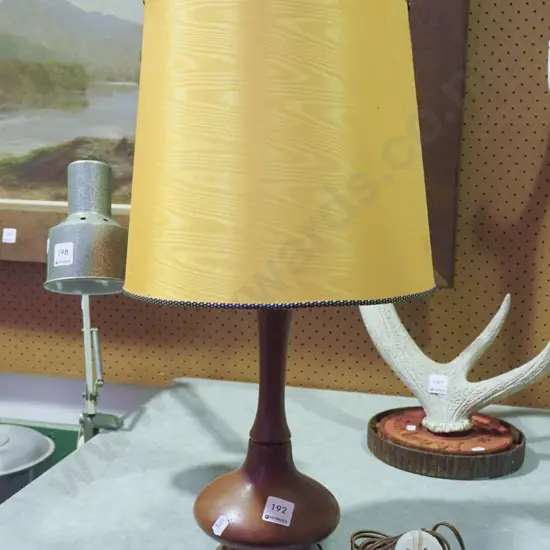 retro wood based table lamp H-520