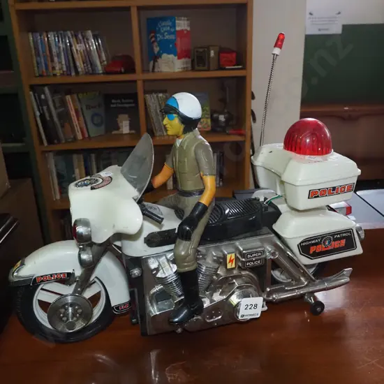 plastic American Highway Patrol battery powered motorbike - As Is No Returns