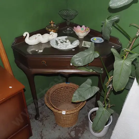 mahogany cab leg corner hall table with brass top and single drawer H-730 W-630 D-630