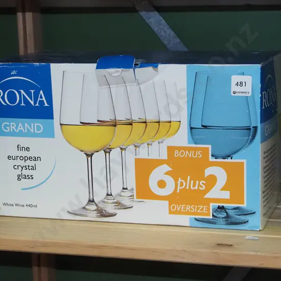 8x crystal wine glasses